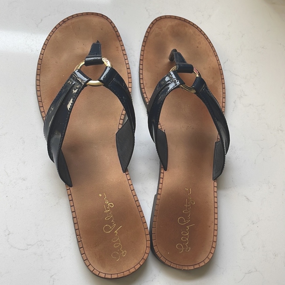 Lilly Pulitzer McKim sandal (patent navy)